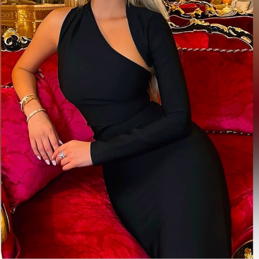 Fashion Nova Black One Shoulder Dress